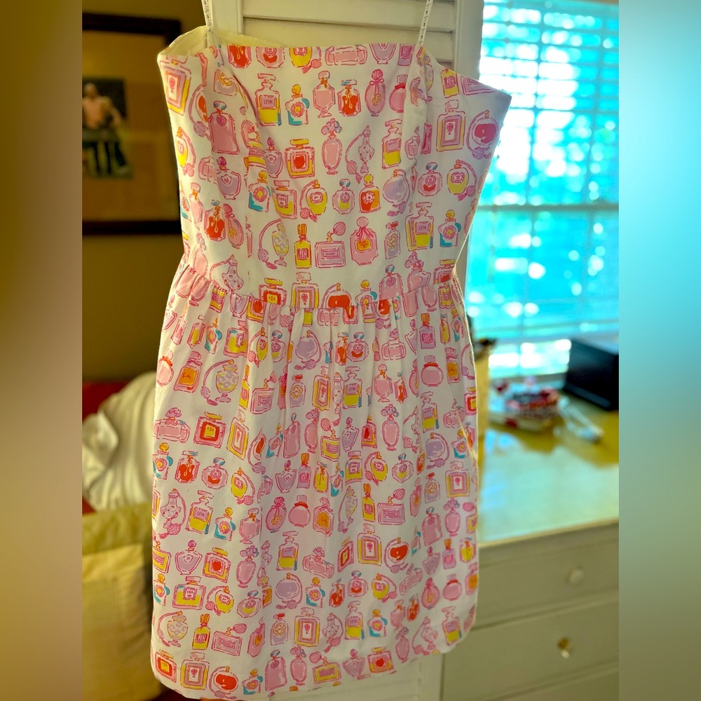 Lilly Pulitzer. Size 12. Strapless.